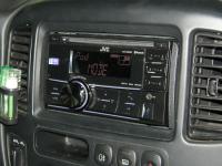 Фотография установки магнитолы JVC KW-R600BT в Ford Maverick