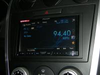 Фотография установки магнитолы Pioneer AVH-P3400DVD в Jeep Liberty