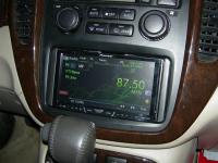 Фотография установки магнитолы Pioneer AVH-P3400DVD в Toyota Highlander