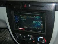 Фотография установки магнитолы Pioneer AVH-1400DVD в Chevrolet Lacetti