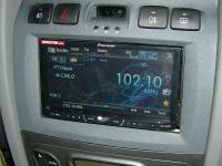 Фотография установки магнитолы Pioneer AVH-P3400DVD в Hyundai Santa Fe