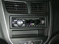 Фотография установки магнитолы Pioneer DEH-3400UB в Hyundai Solaris