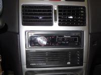 Фотография установки магнитолы Pioneer DVH-3200UB в Peugeot 307 SW