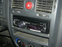 Фотография установки магнитолы Pioneer DEH-6400BT в Hyundai Getz