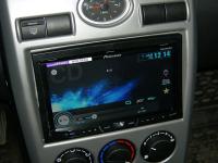 Фотография установки магнитолы Pioneer AVH-X4500DVD в Lada Priora