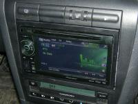 Фотография установки магнитолы Pioneer AVH-1400DVD в Skoda Octavia (A4)