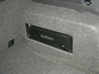 Установка усилителя Audison SR 4 в Volkswagen Tiguan