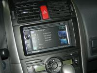 Фотография установки магнитолы Pioneer AVIC-F940BT в Toyota Auris