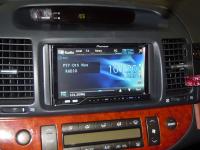 Фотография установки магнитолы Pioneer AVH-P4200DVD в Toyota Camry