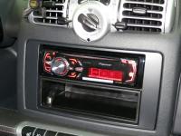 Фотография установки магнитолы Pioneer DEH-X8500BT в Smart Fortwo