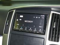 Фотография установки магнитолы Sony XAV-741 в Nissan Serena