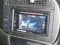 Фотография установки магнитолы Pioneer AVH-X1500DVD в Saab 93