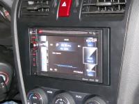 Фотография установки магнитолы Pioneer AVIC-F940BT в Subaru Forester (SJ)