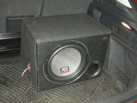 Установка сабвуфера MTX T612-44 vented box в Citroen C4