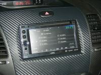 Фотография установки магнитолы JVC KW-AV51EE в KIA Cerato III (YD)