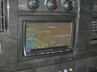 Фотография установки магнитолы Alpine INA-W910R в Chevrolet Express