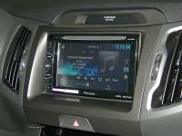 Фотография установки магнитолы Pioneer AVH-X1500DVD в KIA Sportage III (SL)