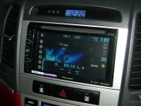 Фотография установки магнитолы Pioneer AVH-X2500BT в Hyundai Santa Fe (II)