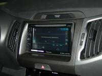 Фотография установки магнитолы Pioneer AVH-X2500BT в KIA Sportage III (SL)