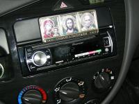 Фотография установки магнитолы Pioneer DEH-X5500BT в Ford Focus