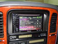 Фотография установки магнитолы Pioneer AVH-P3100DVD в Lexus LX 470