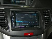 Фотография установки магнитолы Pioneer AVH-X2500BT в Honda Accord 8