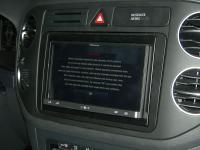 Фотография установки магнитолы Pioneer AppRadio SPH-DA110 в Volkswagen Golf