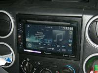 Фотография установки магнитолы Pioneer AVH-X2500BT в Citroen Berlingo