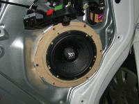Установка акустики Morel Maximo 6 в Volkswagen Caravelle