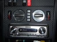 Фотография установки магнитолы Pioneer DEH-P77MP в Mercedes C class