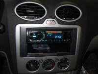 Фотография установки магнитолы Sony CDX-GT650UI в Ford Focus 2