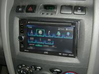 Фотография установки магнитолы JVC KW-AV61BTEE в Hyundai Santa Fe