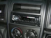 Фотография установки магнитолы Pioneer MVH-160UI в Fiat Ducato