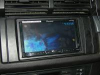 Фотография установки магнитолы Pioneer AVH-X4500DVD в BMW X5 (E53)