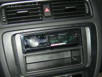 Фотография установки магнитолы Pioneer DEH-X9650SD в Volkswagen Jetta VI