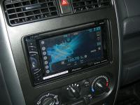 Фотография установки магнитолы Pioneer AVH-X2600BT в Suzuki Jimny