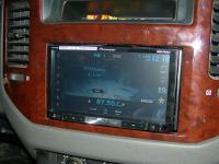 Фотография установки магнитолы Pioneer AVH-X8500BT в Mitsubishi Pajero III