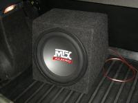 Установка сабвуфера MTX RT12-04 box в Renault Sandero