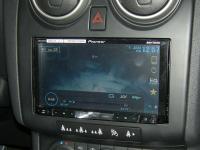 Фотография установки магнитолы Pioneer AVH-X8500BT в Nissan Qashqai