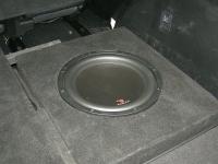 Установка сабвуфера Focal Performance Sub P 30 DB в Toyota Highlander