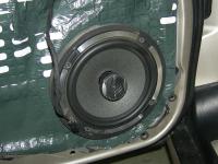 Установка акустики Focal Performance PC 165 в Mercedes C class