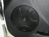 Установка акустики Hertz DSK 165.3 в Lada Granta