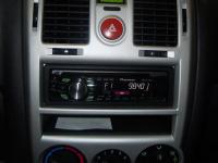 Фотография установки магнитолы Pioneer DEH-2320UB в Hyundai Getz