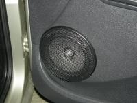 Установка акустики Focal Access 165 AS в Renault Logan