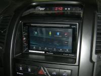 Фотография установки магнитолы Pioneer AVH-X2600BT в KIA Sorento II (XM)