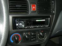 Фотография установки магнитолы Pioneer DEH-X5600BT в Nissan Almera