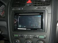 Фотография установки магнитолы Pioneer AVH-X1600DVD в Volkswagen Multivan