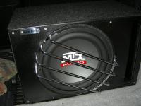 Установка сабвуфера MTX RT12-04 vented box в Nissan Patrol