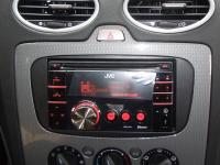 Фотография установки магнитолы JVC KW-XR817EE в Ford Focus 2