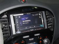 Фотография установки магнитолы Pioneer AVH-X8600BT в Nissan Juke